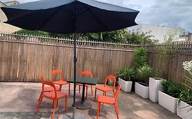 Le Beaufleury Et Sa Terrasse A La Victoire