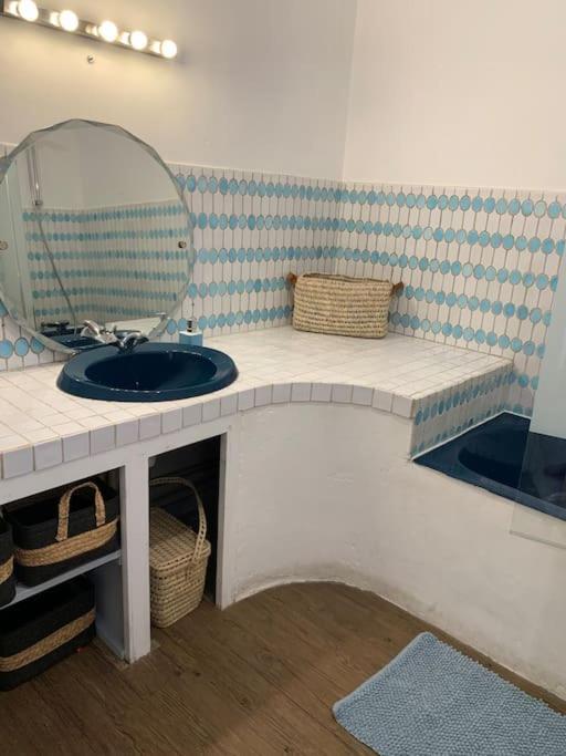 Apartamento Le Beaufleury Et Sa Terrasse A La Victoire Burdeos Exterior foto