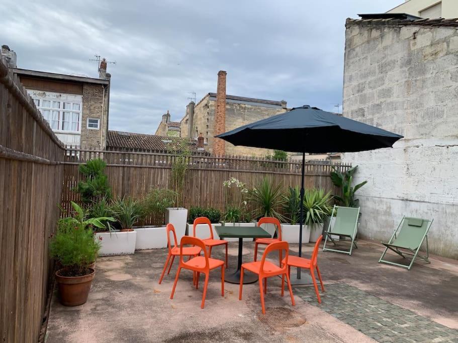 Apartamento Le Beaufleury Et Sa Terrasse A La Victoire Burdeos Exterior foto
