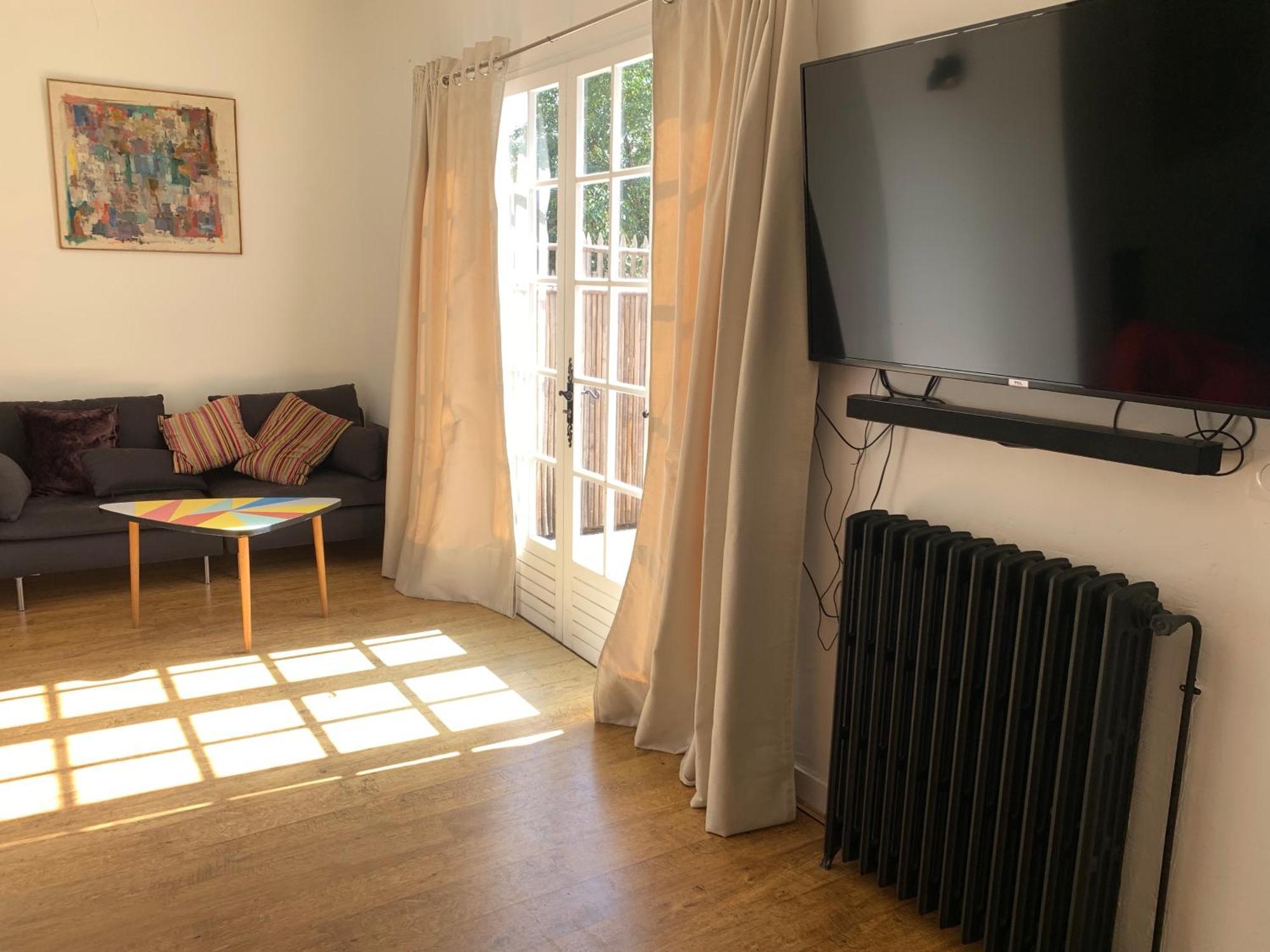 Apartamento Le Beaufleury Et Sa Terrasse A La Victoire Burdeos Exterior foto
